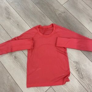 Lululemon Swiftly Tech Long Sleeve Race Length